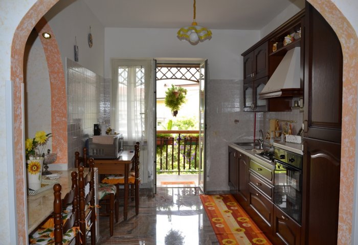 Casa del Girasole https://www.casadelgirasole.com/immagini_pagine/07-09-2016/1473235274-0-.jpg