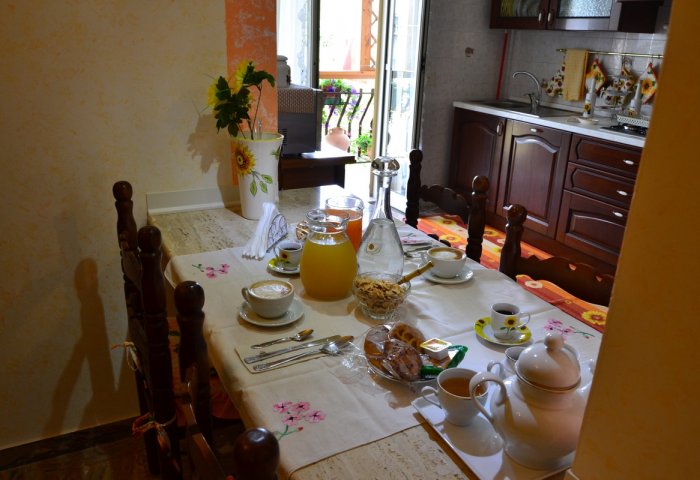 Casa del Girasole https://www.casadelgirasole.com/immagini_pagine/07-09-2016/1473235277-0-.jpg